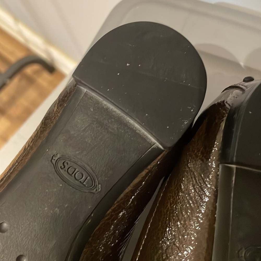 Tod’s Patent Leather Loafers - Size 35.5 - Picture 8 of 11
